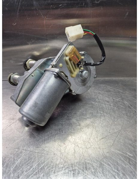 Liebherr - Limpiaparabrisas: foto 2 Liebherr - Limpiaparabrisas: foto 2