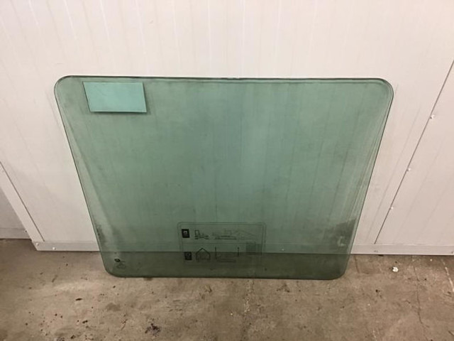 Liebherr Window Glass - Ventana y piezas: foto 4 Liebherr Window Glass - Ventana y piezas: foto 4