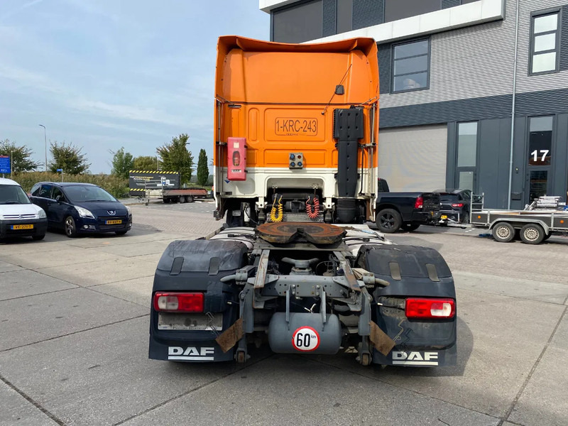 DAF XF 105.460 / 2x Tank / Euro 5 / ADR / Full Spoilers - Cabeza tractora: foto 5 DAF XF 105.460 / 2x Tank / Euro 5 / ADR / Full Spoilers - Cabeza tractora: foto 5