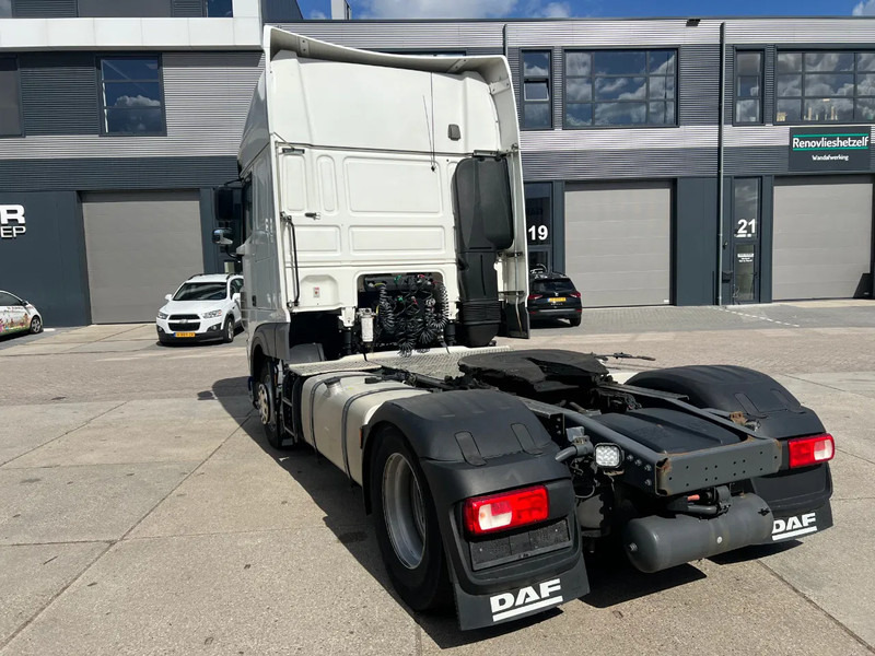 DAF XF 106.480 SSC / 2x Tank / Stand Airco - Cabeza tractora: foto 4 DAF XF 106.480 SSC / 2x Tank / Stand Airco - Cabeza tractora: foto 4