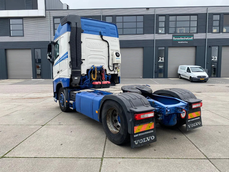 Volvo FH 13.420 Globetrotter / ADR / Stand Airco - Cabeza tractora: foto 4 Volvo FH 13.420 Globetrotter / ADR / Stand Airco - Cabeza tractora: foto 4
