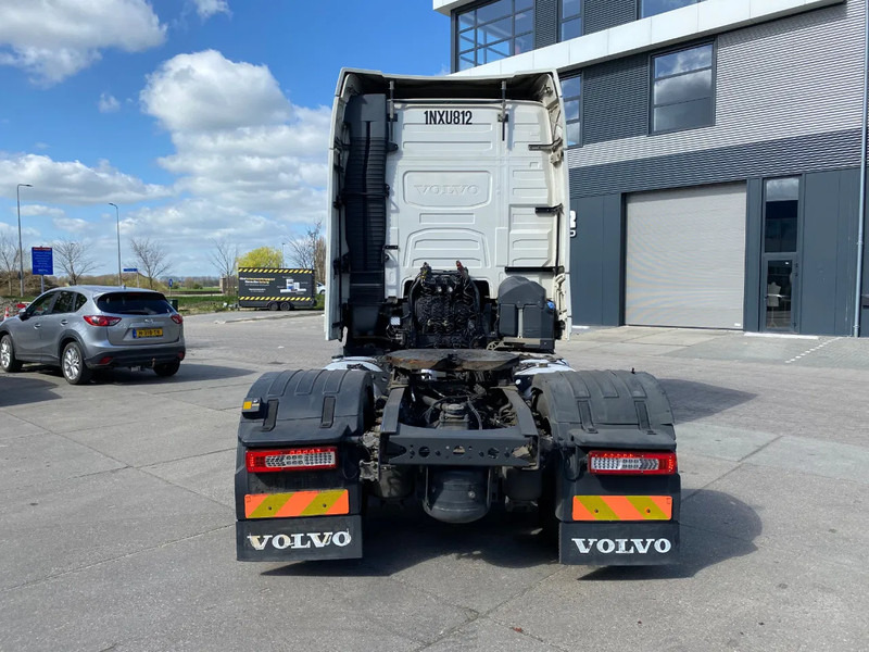 Volvo FH 13.460 Globetrotter / 2x Tank / 394.865 Km / Euro 6 - Cabeza tractora: foto 5 Volvo FH 13.460 Globetrotter / 2x Tank / 394.865 Km / Euro 6 - Cabeza tractora: foto 5