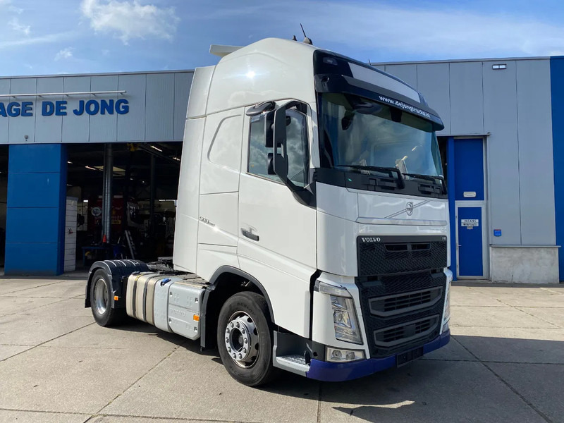 Volvo FH 13.500 Globetrotter XL / I-Park Cool / 2x Tank / Euro 6D - Cabeza tractora: foto 3 Volvo FH 13.500 Globetrotter XL / I-Park Cool / 2x Tank / Euro 6D - Cabeza tractora: foto 3