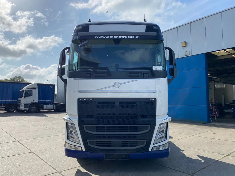 Volvo FH 13.500 Globetrotter XL / I-Park Cool / 2x Tank / Euro 6D - Cabeza tractora: foto 2 Volvo FH 13.500 Globetrotter XL / I-Park Cool / 2x Tank / Euro 6D - Cabeza tractora: foto 2