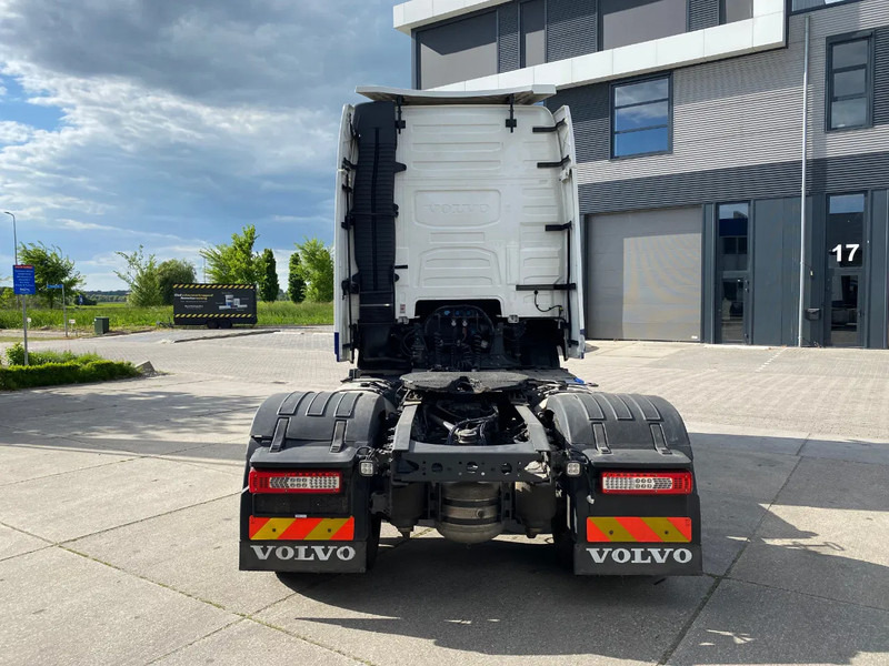 Volvo FH 13.500 Globetrotter XL / I-Park Cool / 2x Tank / Euro 6D - Cabeza tractora: foto 5 Volvo FH 13.500 Globetrotter XL / I-Park Cool / 2x Tank / Euro 6D - Cabeza tractora: foto 5