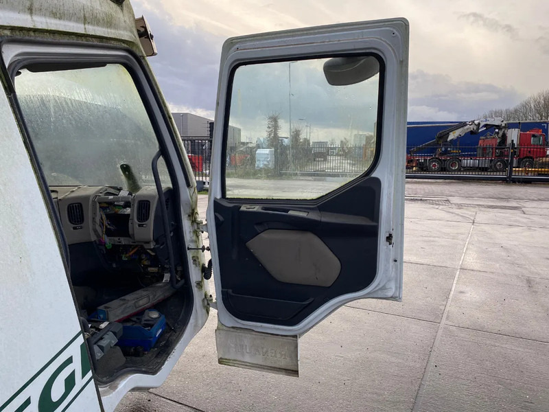 Camión chasis Renault Premium Cabine: foto 7 Camión chasis Renault Premium Cabine: foto 7