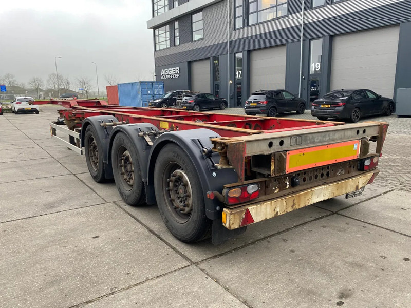 Schmitz Cargobull SCF 24 G Chassis / SAF + Disc / 1x Extendable / Lift axle - Semirremolque portacontenedore/ Intercambiable: foto 2 Schmitz Cargobull SCF 24 G Chassis / SAF + Disc / 1x Extendable / Lift axle - Semirremolque portacontenedore/ Intercambiable: foto 2