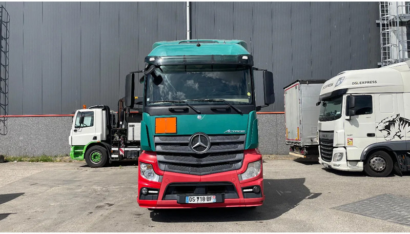 Mercedes-Benz Actros 1845 RETARDER - Cabeza tractora: foto 2 Mercedes-Benz Actros 1845 RETARDER - Cabeza tractora: foto 2