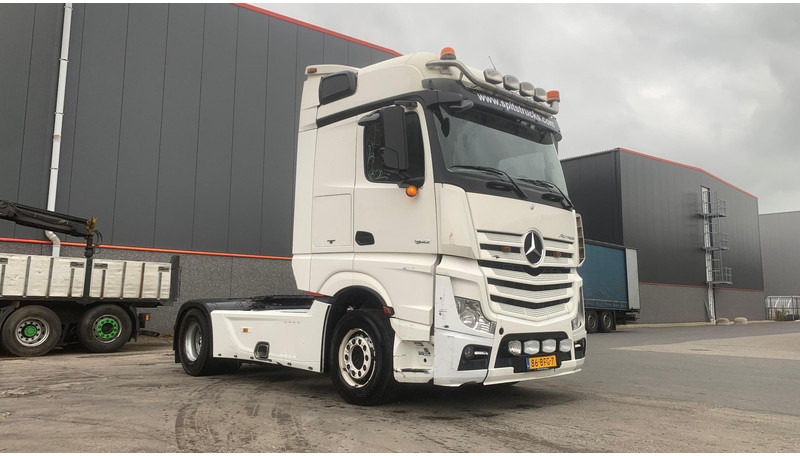 Mercedes-Benz Actros 1942 Dakspoiler + Koelkast - Cabeza tractora: foto 3 Mercedes-Benz Actros 1942 Dakspoiler + Koelkast - Cabeza tractora: foto 3