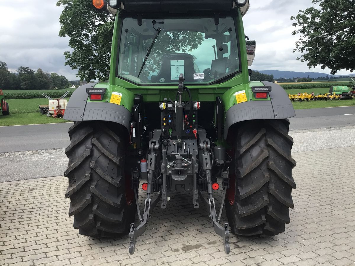 Fendt 211 Vario (FendtONE) - Tractor: foto 4 Fendt 211 Vario (FendtONE) - Tractor: foto 4