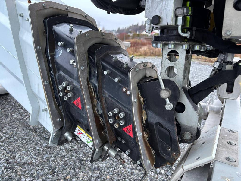 Camión con plataforma elevadora Mercedes-Benz Dino 230VTH: foto 16 Camión con plataforma elevadora Mercedes-Benz Dino 230VTH: foto 16