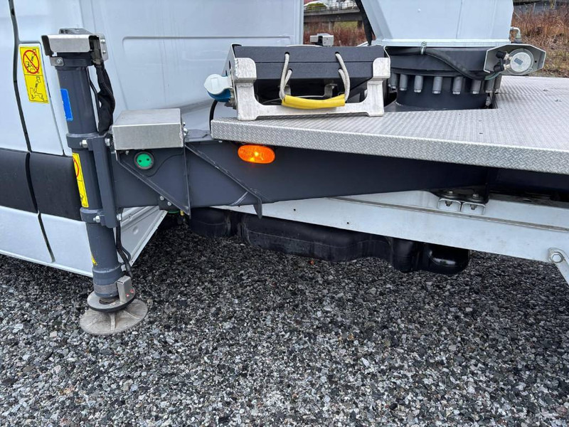 Camión con plataforma elevadora Mercedes-Benz Dino 230VTH: foto 14 Camión con plataforma elevadora Mercedes-Benz Dino 230VTH: foto 14