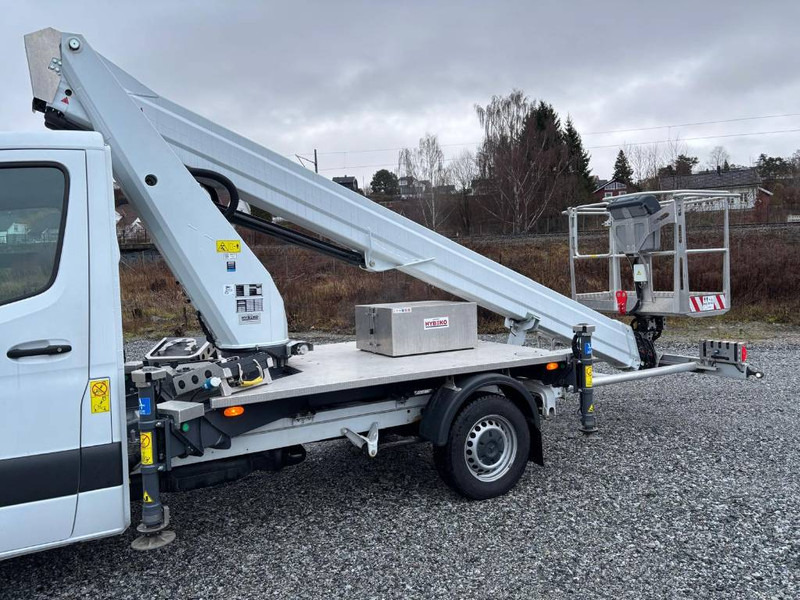 Camión con plataforma elevadora Mercedes-Benz Dino 230VTH: foto 13 Camión con plataforma elevadora Mercedes-Benz Dino 230VTH: foto 13