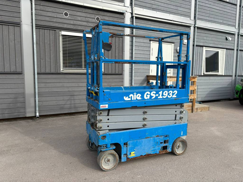 !SOLD! Genie GS 1932 - Plataforma de tijeras: foto 1 !SOLD! Genie GS 1932 - Plataforma de tijeras: foto 1