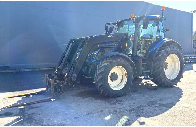 Valtra N 174 Smart Touch - Tractor: foto 1 Valtra N 174 Smart Touch - Tractor: foto 1