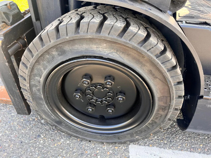 Carretilla elevadora diésel Doosan D33S- 7: foto 10 Carretilla elevadora diésel Doosan D33S- 7: foto 10