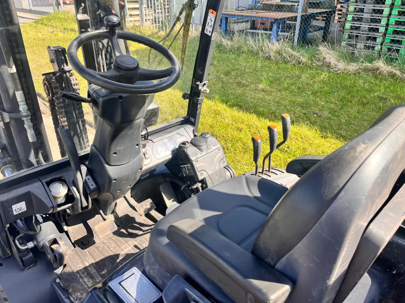 Carretilla elevadora diésel Doosan D33S- 7: foto 13 Carretilla elevadora diésel Doosan D33S- 7: foto 13