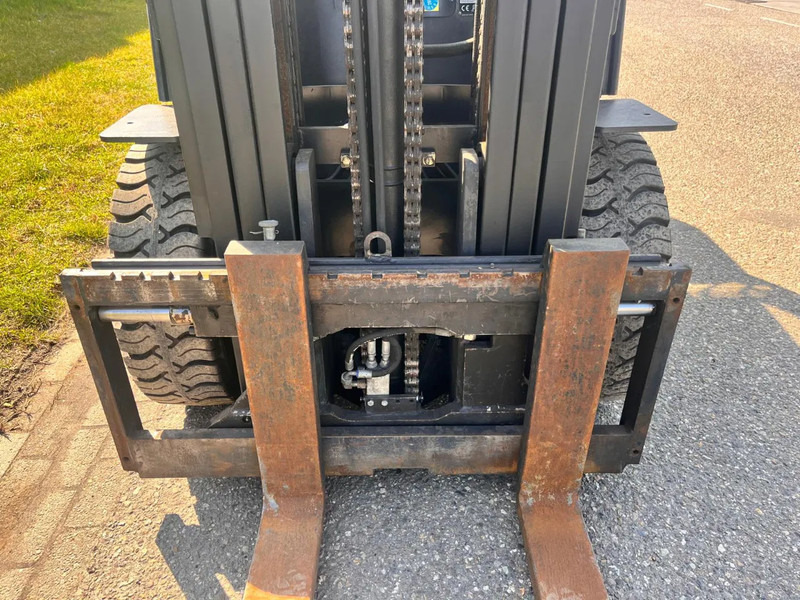 Carretilla elevadora diésel Doosan D33S- 7: foto 9 Carretilla elevadora diésel Doosan D33S- 7: foto 9