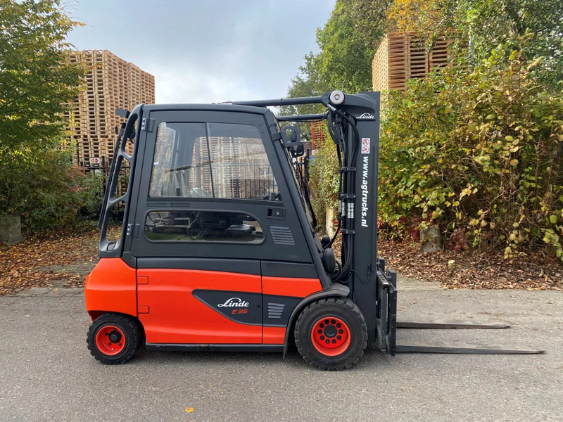 Linde E35L-01 - Carretilla elevadora eléctrica: foto 1 Linde E35L-01 - Carretilla elevadora eléctrica: foto 1