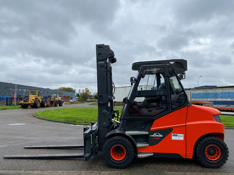 Linde E80-01/900 - Carretilla elevadora eléctrica: foto 2 Linde E80-01/900 - Carretilla elevadora eléctrica: foto 2