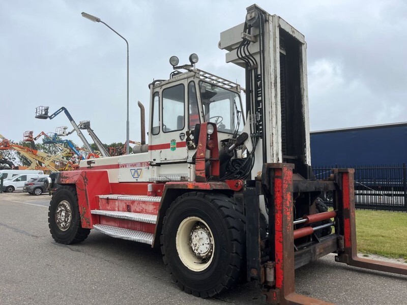 Svetruck 25 120 45 - Carretilla elevadora diésel: foto 3 Svetruck 25 120 45 - Carretilla elevadora diésel: foto 3