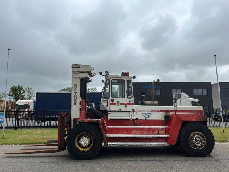 Svetruck 25 120 45 - Carretilla elevadora diésel: foto 2 Svetruck 25 120 45 - Carretilla elevadora diésel: foto 2