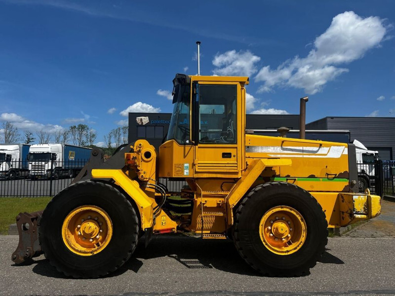 Volvo L70C - Cargadora de ruedas: foto 2 Volvo L70C - Cargadora de ruedas: foto 2