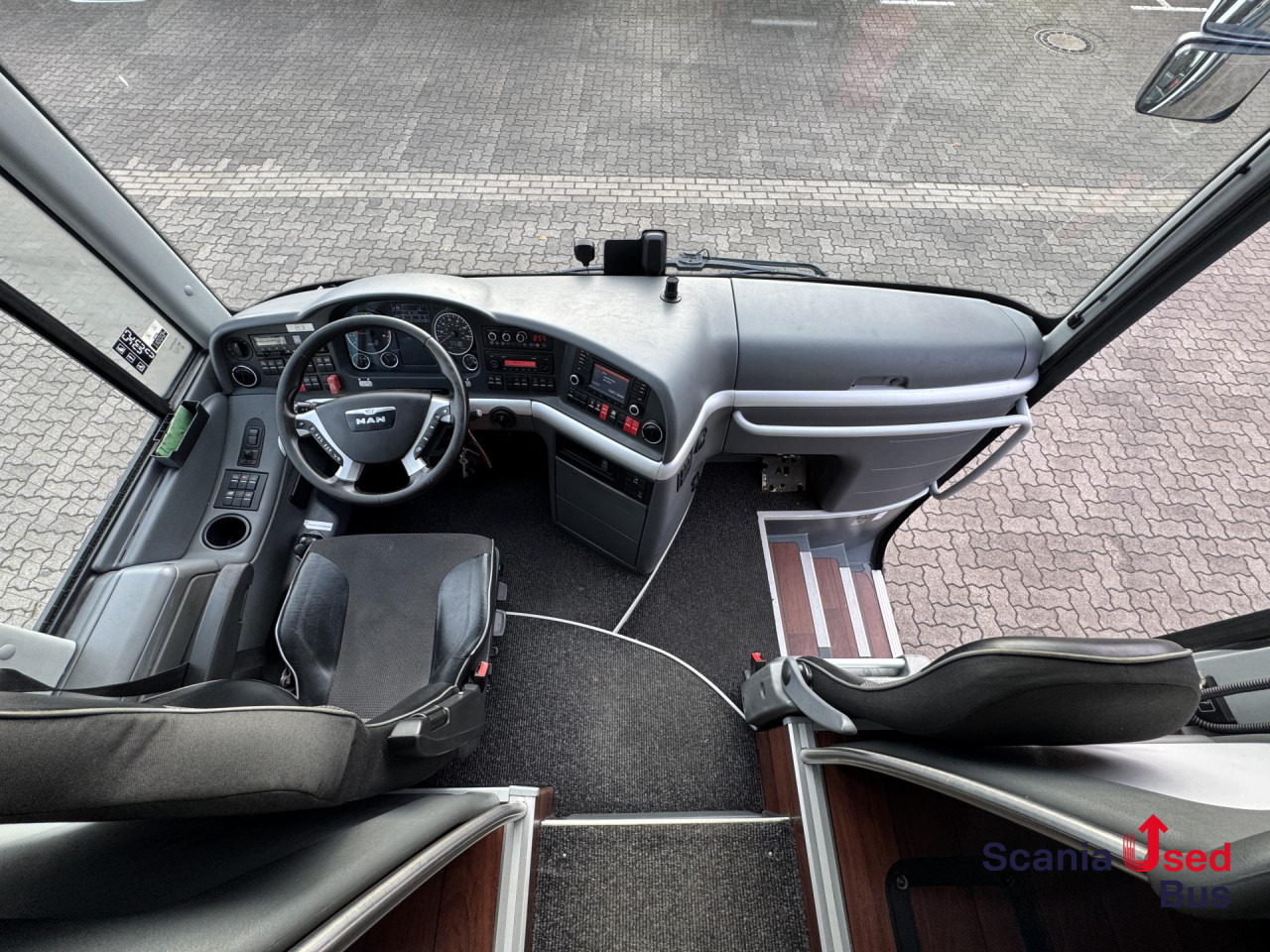 MAN Lion's Coach R08 13.8m 100 Years Edition - Autocar: foto 4 MAN Lion's Coach R08 13.8m 100 Years Edition - Autocar: foto 4