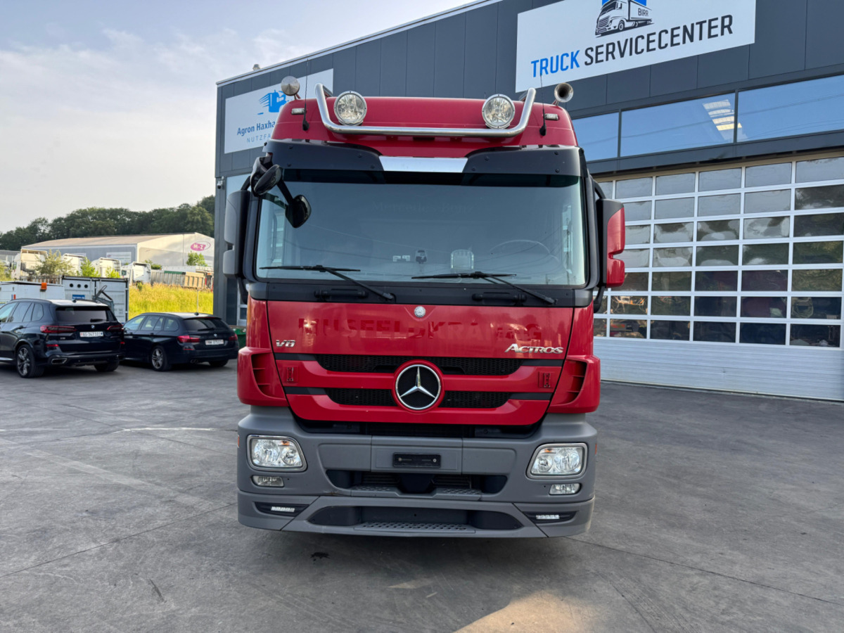 MERCEDES Actros 3360 V8 6x4 - Cabeza tractora: foto 2 MERCEDES Actros 3360 V8 6x4 - Cabeza tractora: foto 2