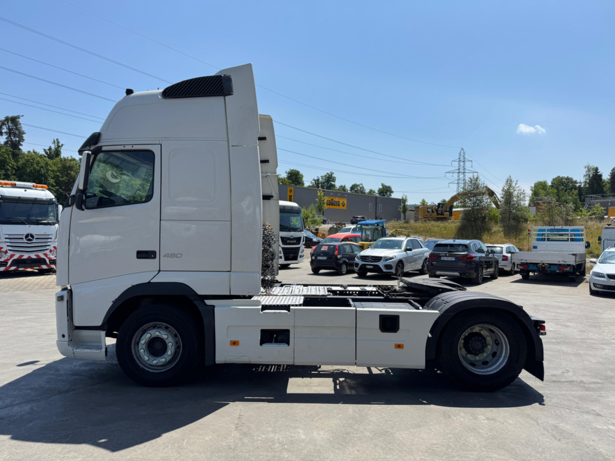 Cabeza tractora VOLVO FH-460 4x2: foto 8