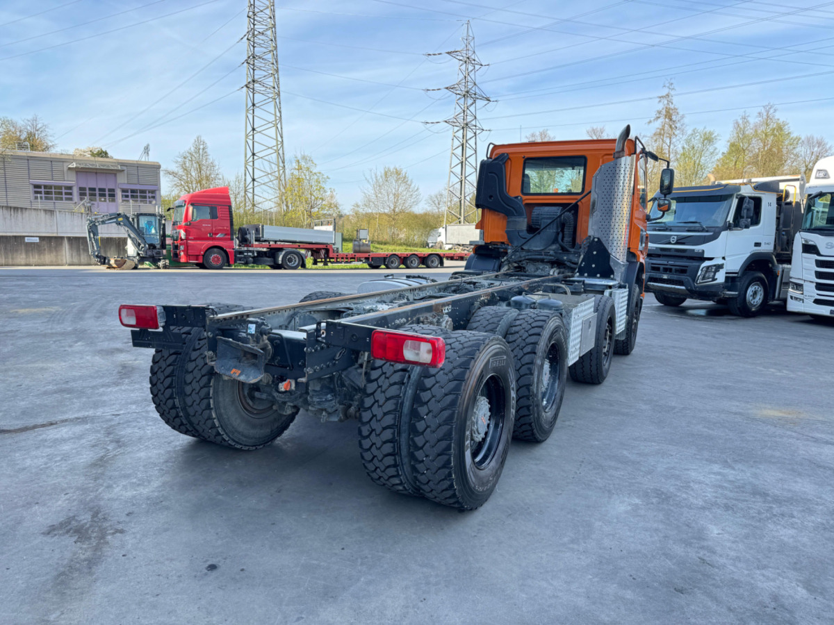 DAF CF440 8x4 Fahrgestell - Camión chasis: foto 5 DAF CF440 8x4 Fahrgestell - Camión chasis: foto 5