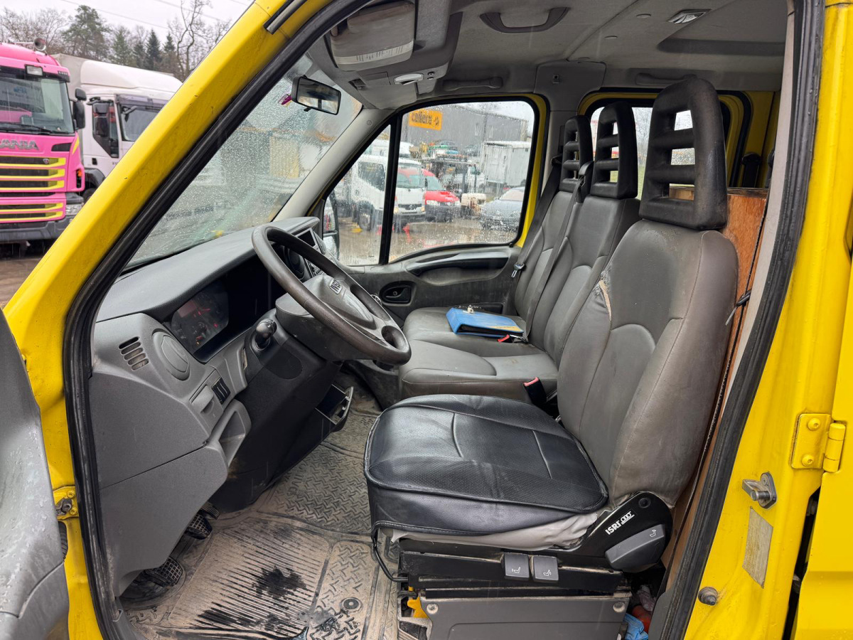 Caja abierta furgoneta, Furgoneta combi IVECO Daily 35C15 4x2: foto 8