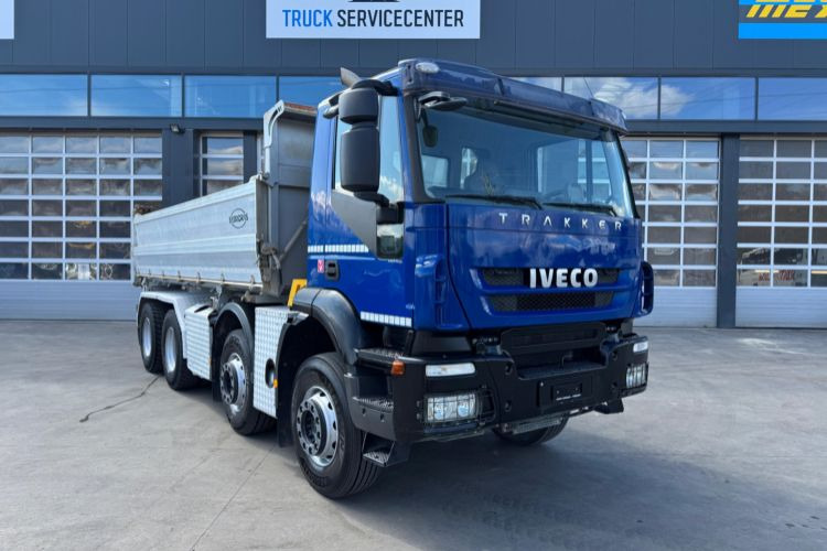 Iveco Trakker 450 8x4 3-Seitenkipper Moser - Camión volquete: foto 5 Iveco Trakker 450 8x4 3-Seitenkipper Moser - Camión volquete: foto 5