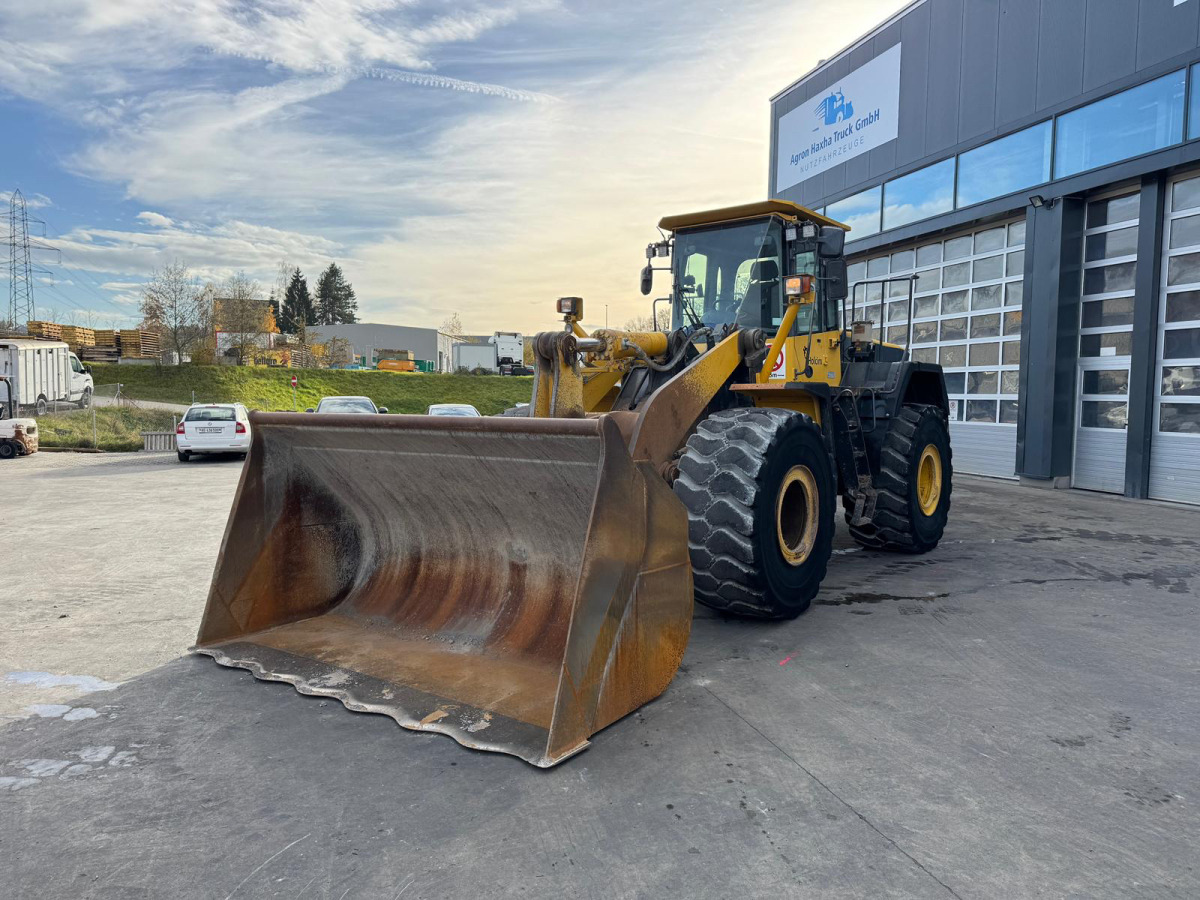 KOMATSU WA480-6 - Cargadora de ruedas: foto 1 KOMATSU WA480-6 - Cargadora de ruedas: foto 1