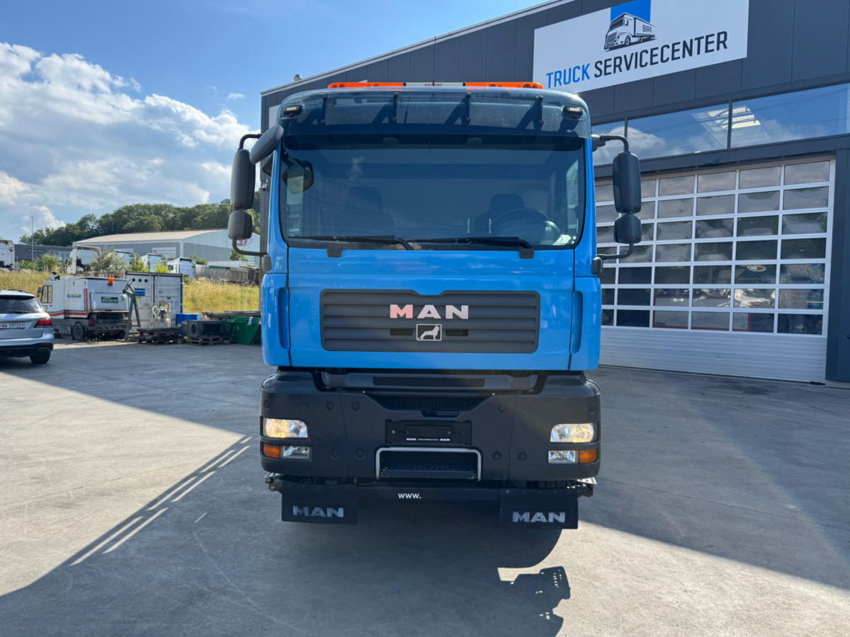 MAN TGA 26.440 MKG 230.6 - Camión grúa: foto 2 MAN TGA 26.440 MKG 230.6 - Camión grúa: foto 2