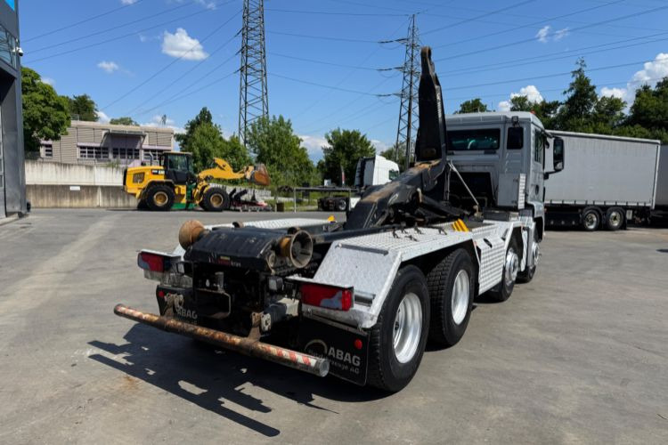 MAN TGS 35.440 8x4 Hiab 26T AHK - Camión multibasculante: foto 5 MAN TGS 35.440 8x4 Hiab 26T AHK - Camión multibasculante: foto 5