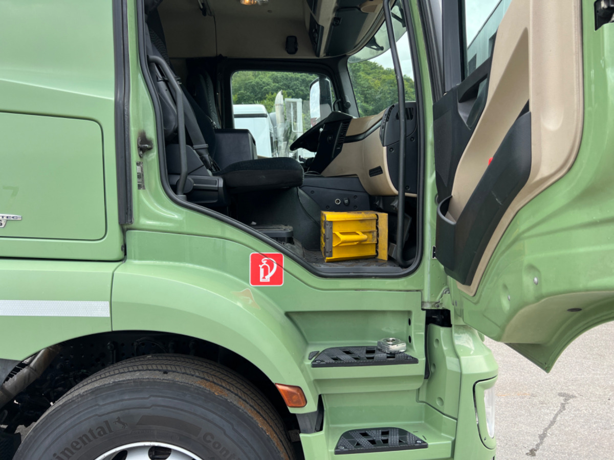 Camión chasis MERCEDES Actros 2543 6x2: foto 6
