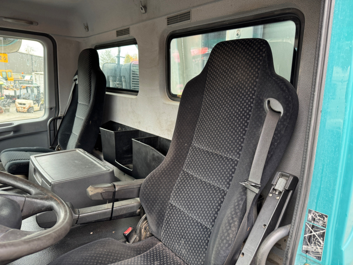 Camión volquete MERCEDES Actros 3248 8x4 Rückwärtskipper: foto 17