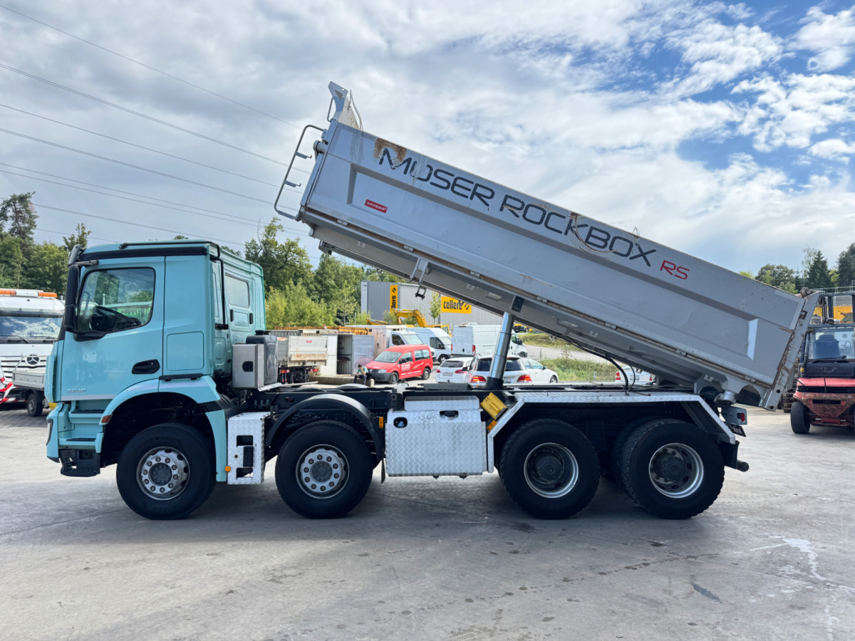 MERCEDES BENZ AROCS 3246 - Camión volquete: foto 2 MERCEDES BENZ AROCS 3246 - Camión volquete: foto 2