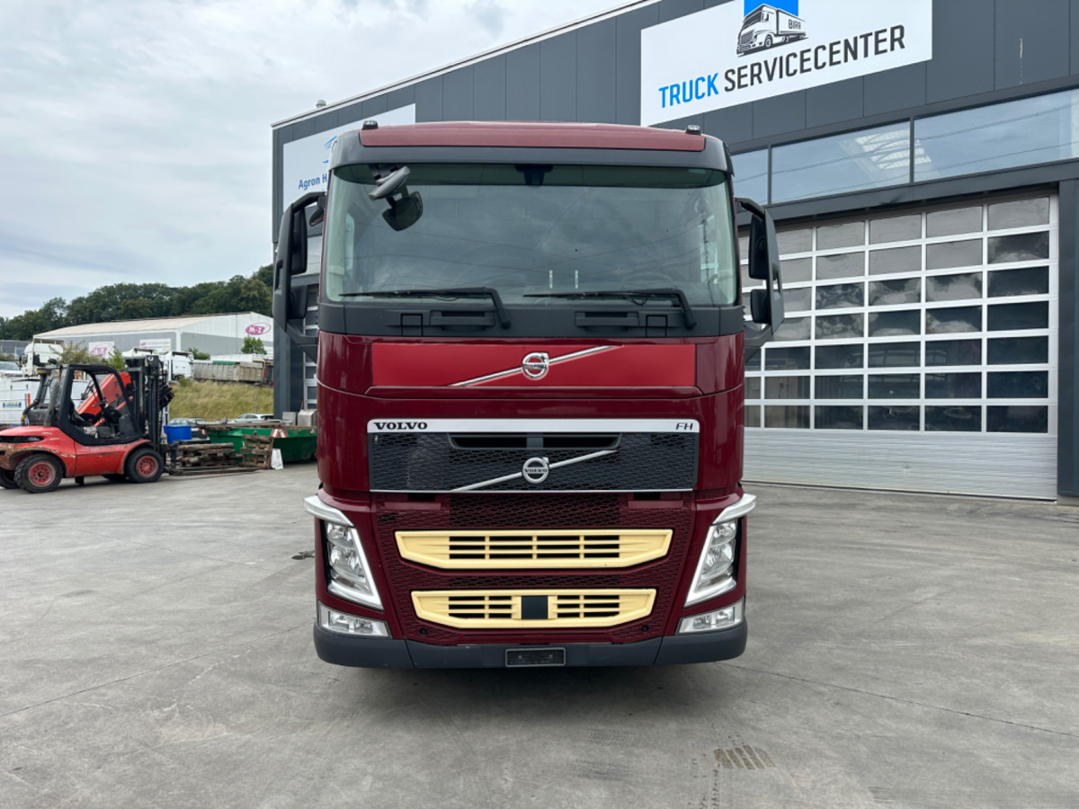 VOLVO FH-420 4x2 LBW - Camión lona: foto 2 VOLVO FH-420 4x2 LBW - Camión lona: foto 2