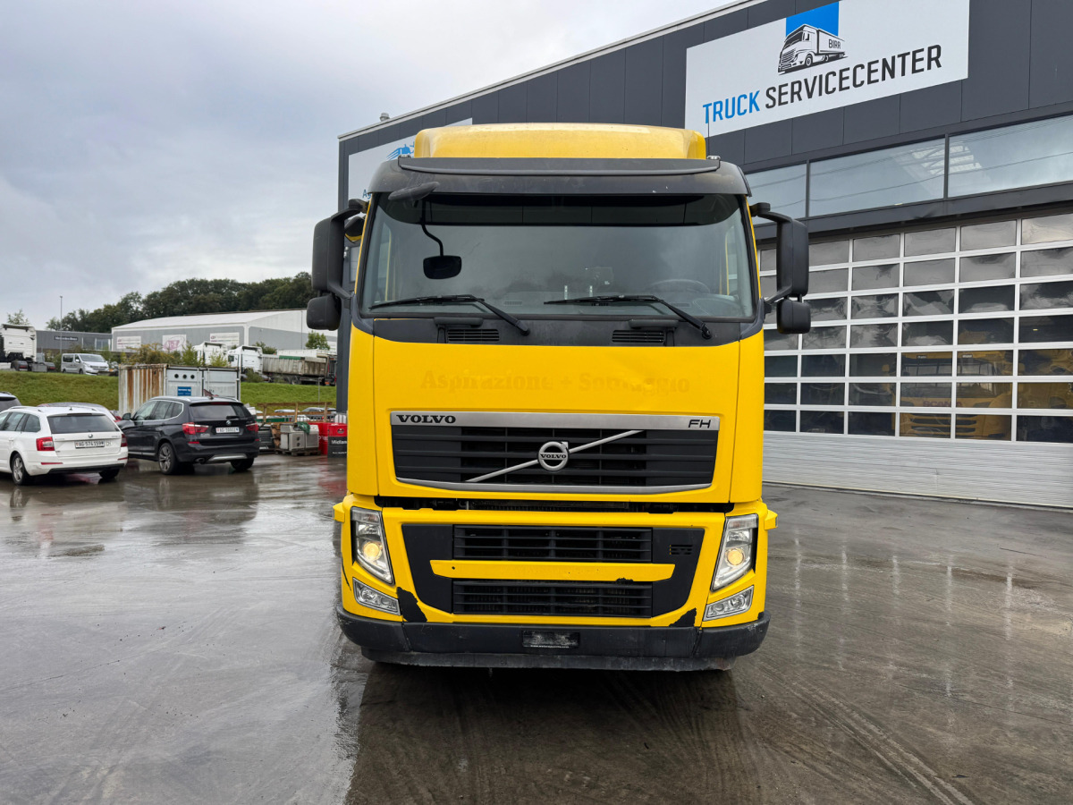 VOLVO FH-500 10x4 - Camión chasis: foto 2 VOLVO FH-500 10x4 - Camión chasis: foto 2