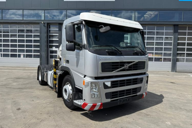 Volvo FM-400 4x2 Bonfiglioli 15000-4 - Camión grúa: foto 4 Volvo FM-400 4x2 Bonfiglioli 15000-4 - Camión grúa: foto 4