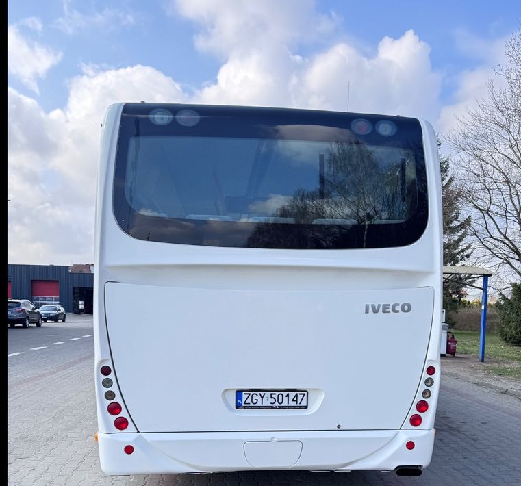 Irisbus Crossway LE / Manualna skrzynia biegów / 36 miejsc / niskowejściowy / Cena: 62000zł netto - Autobús urbano: foto 5 Irisbus Crossway LE / Manualna skrzynia biegów / 36 miejsc / niskowejściowy / Cena: 62000zł netto - Autobús urbano: foto 5