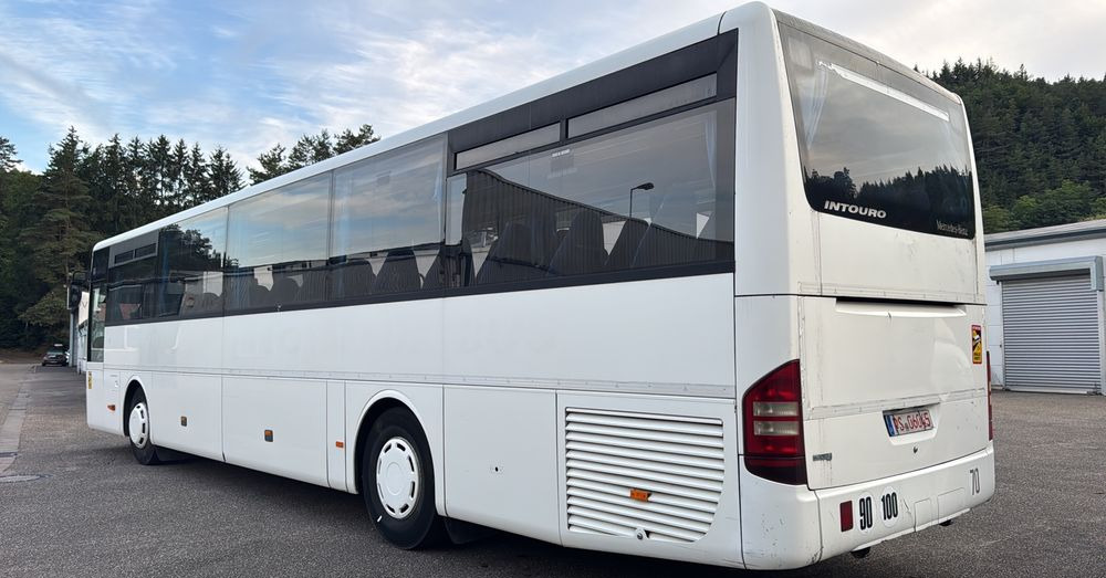 Mercedes-Benz Intouro / Euro 4/ Manual / 59 miejsc / mały przebieg / Cena: 87000 zł netto - Autobús suburbano: foto 3 Mercedes-Benz Intouro / Euro 4/ Manual / 59 miejsc / mały przebieg / Cena: 87000 zł netto - Autobús suburbano: foto 3