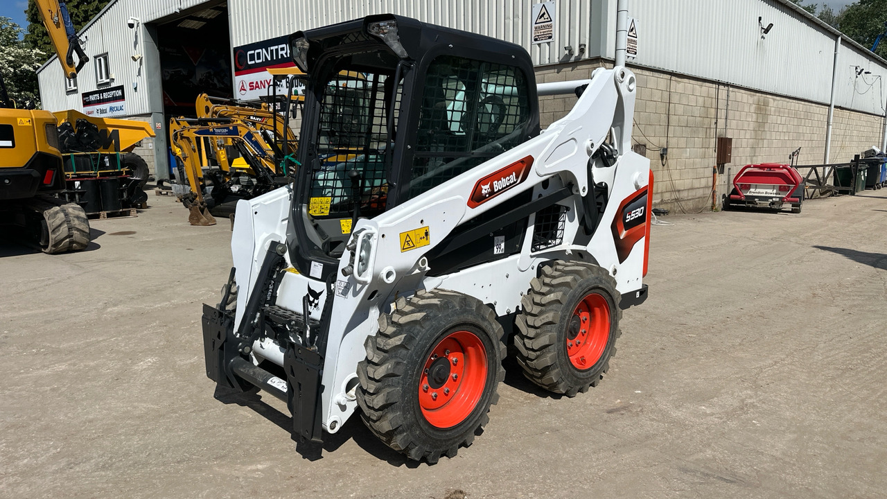 BOBCAT S530 - Minicargadora: foto 2 BOBCAT S530 - Minicargadora: foto 2