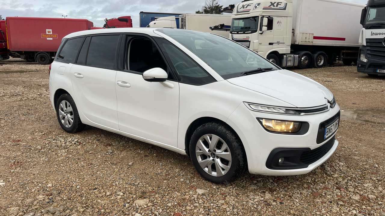 CITROEN GRAND C4 PICASSO 1.6 BLUE HDI 100PS - Coche: foto 1 CITROEN GRAND C4 PICASSO 1.6 BLUE HDI 100PS - Coche: foto 1