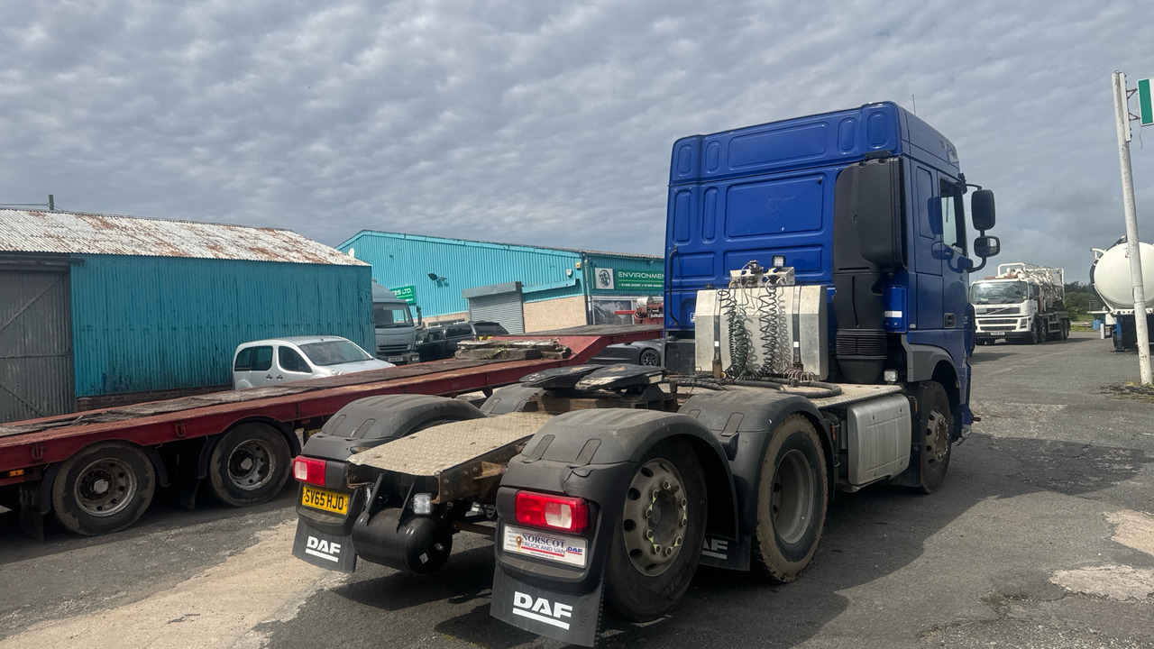 DAF XF 460 - Cabeza tractora: foto 4 DAF XF 460 - Cabeza tractora: foto 4
