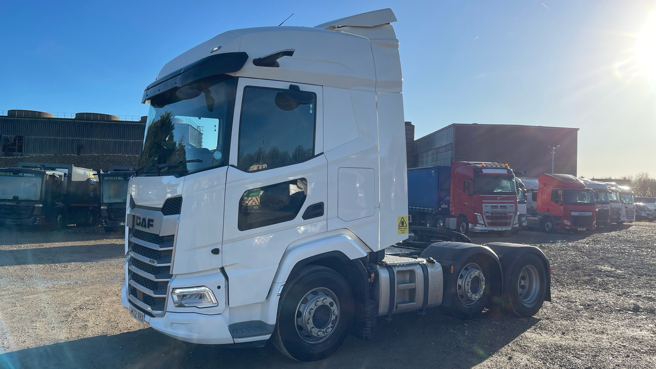 DAF XF 530 - Cabeza tractora: foto 2 DAF XF 530 - Cabeza tractora: foto 2