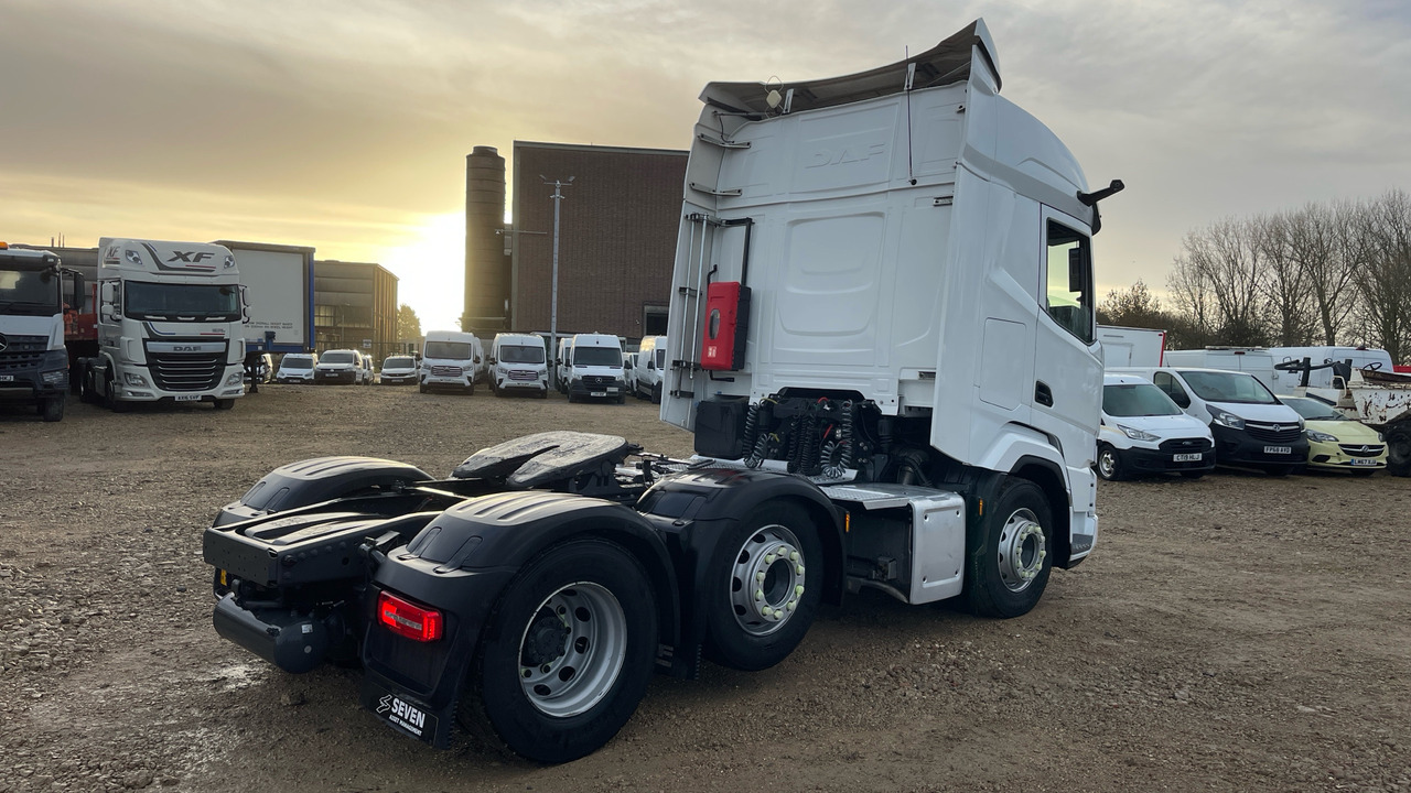 DAF XF 530 - Cabeza tractora: foto 4 DAF XF 530 - Cabeza tractora: foto 4