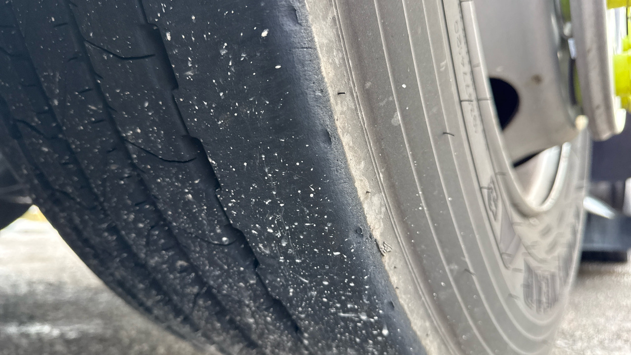 Cabeza tractora Daf XF 480: foto 18